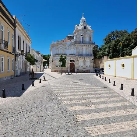 The Portuguese Element Guest house *